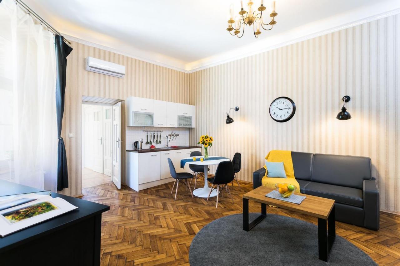 Exclusive Royal Apartments Krasków Εξωτερικό φωτογραφία