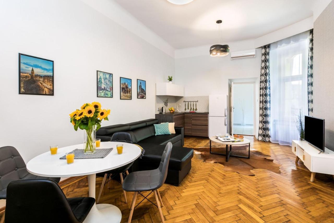 Exclusive Royal Apartments Krasków Εξωτερικό φωτογραφία