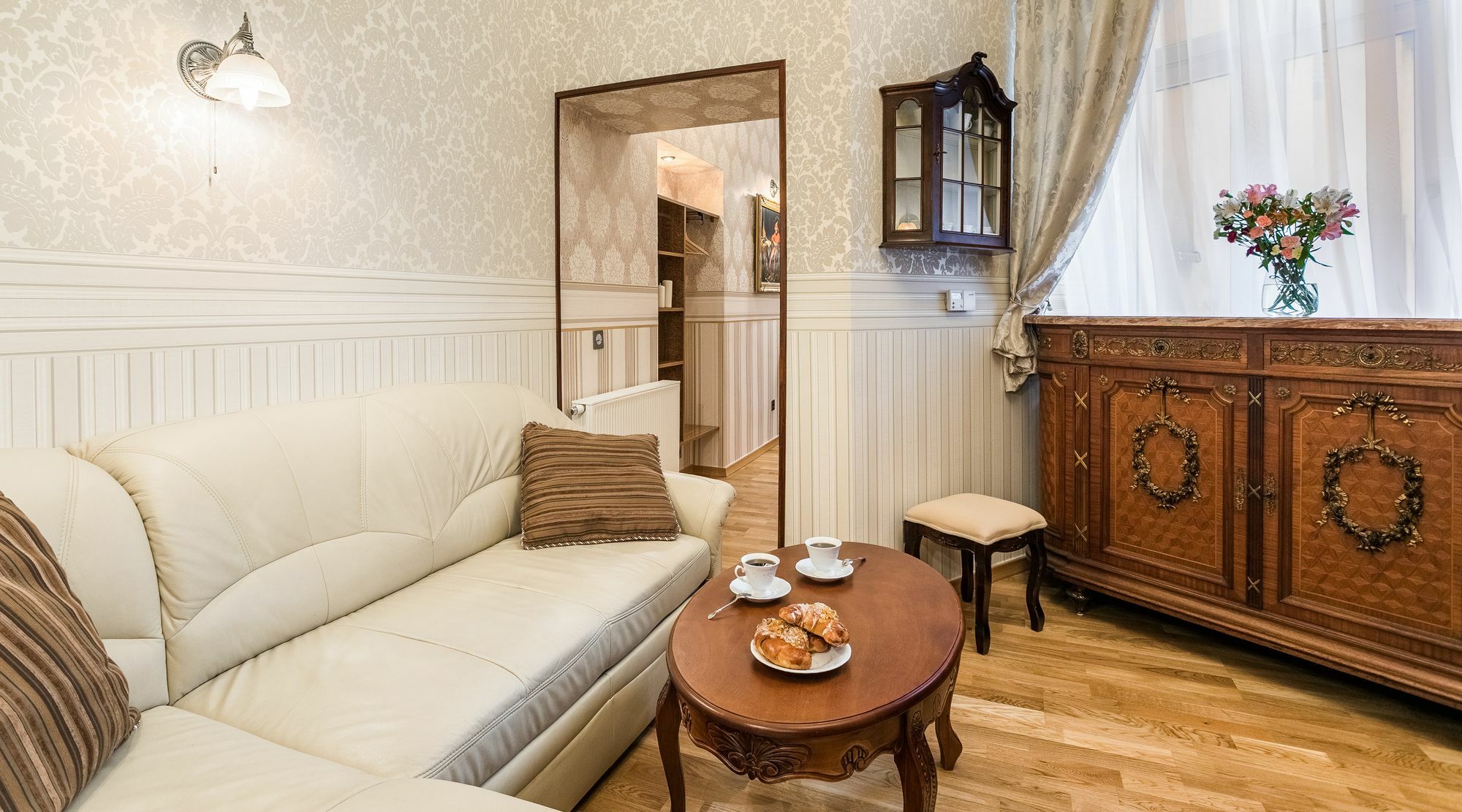 Exclusive Royal Apartments Krasków Εξωτερικό φωτογραφία